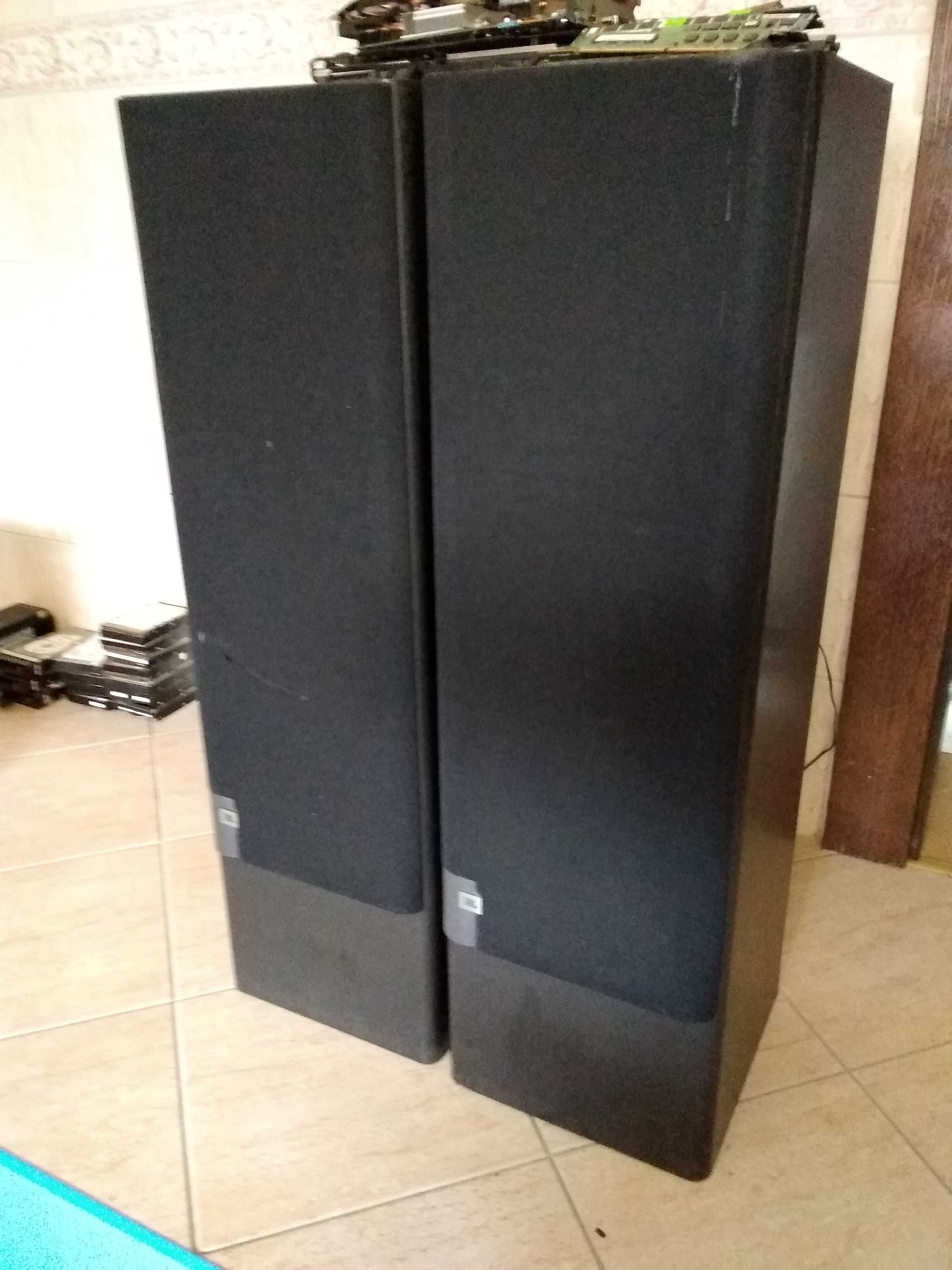 Radio na akumulator pod smartfon bluetooth USB głosnik profesjonalny