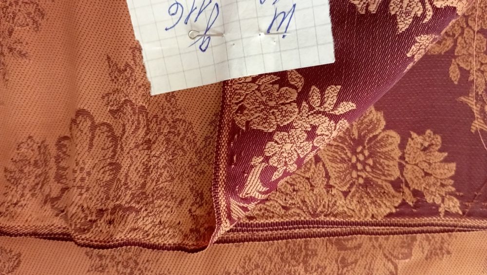 Тканина цупка. Штучний шовк. Відрізи. Плотный материал.