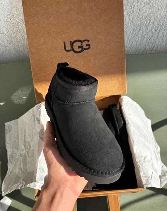 Buty damskie UGG_Black Trampki Roz.37