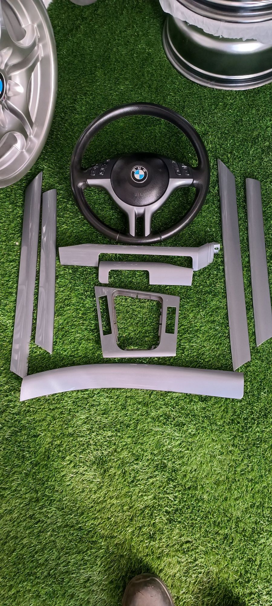 Conjunto frisos interiores Antracite e Volante Pack Sport Bmw E46