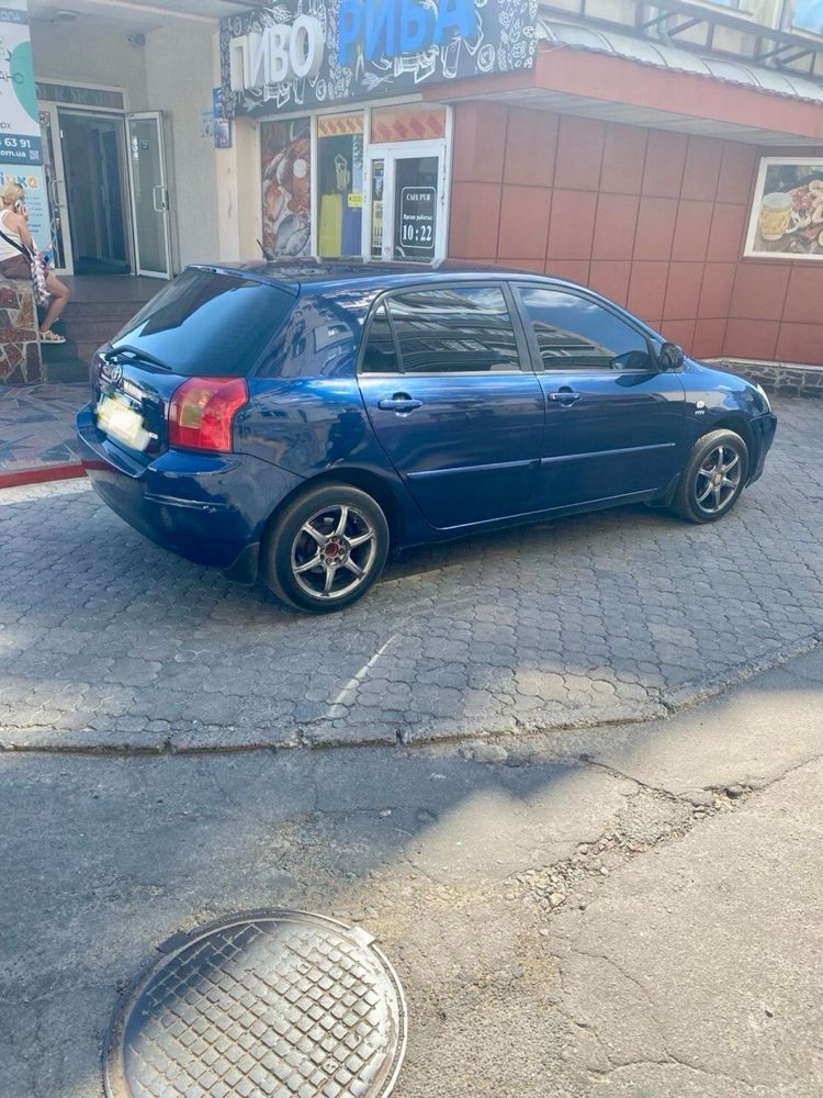 Продам Toyota Corolla