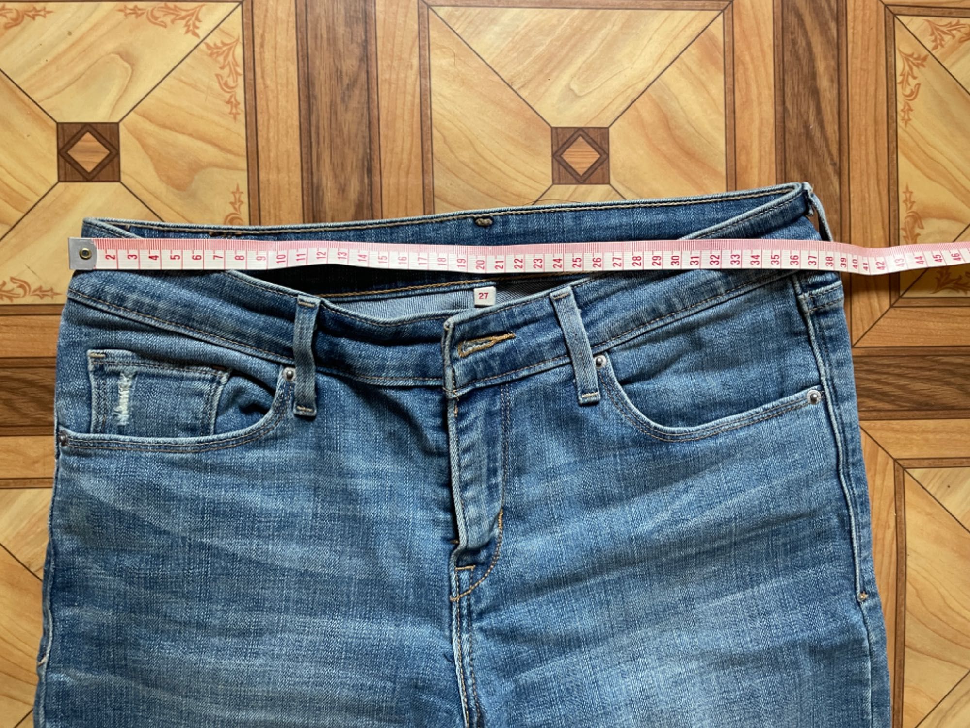 Бриджи джинсовые женские Levis 27 размер