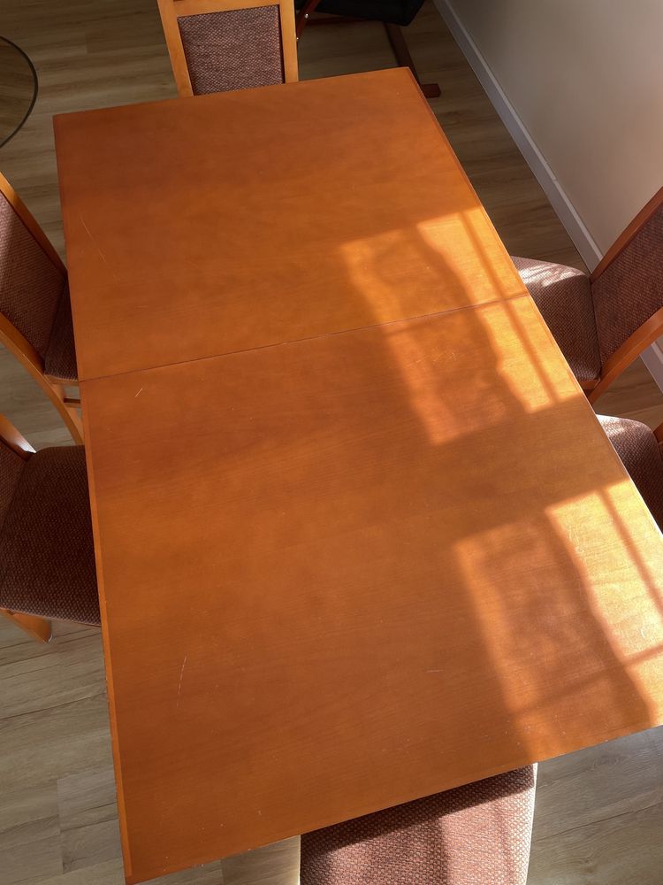 Zestaw rozkladany stół + 6 krzeseł
