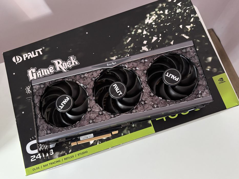 Karta graficznPalit GeForce RTX 4090 GameRock „Midnight Kaleidoscope”.