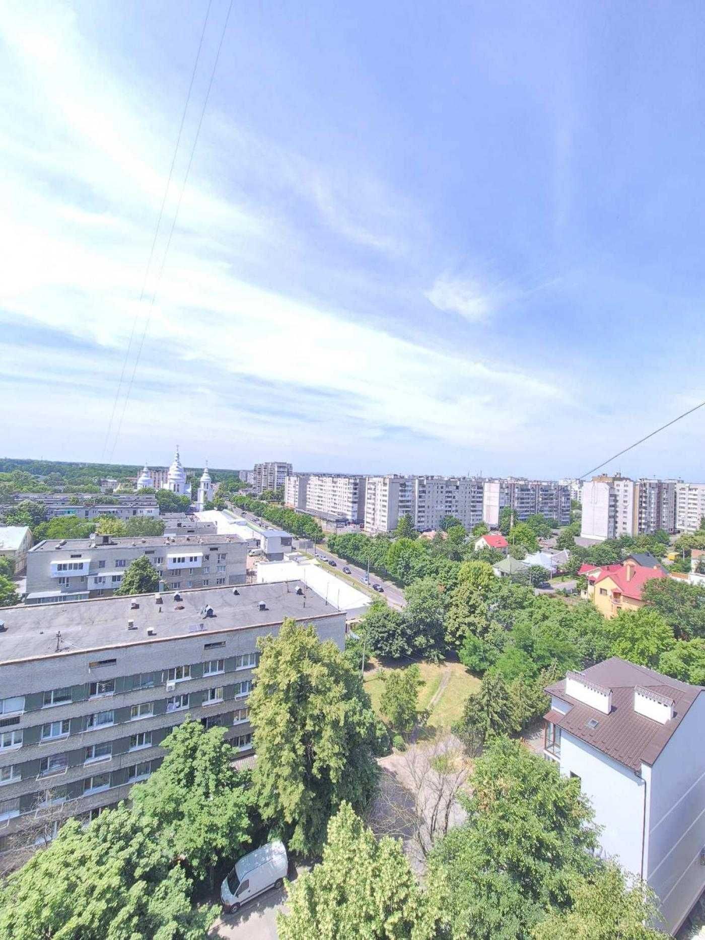 Продаж 3 кімнатної квартири, вулиця Широка