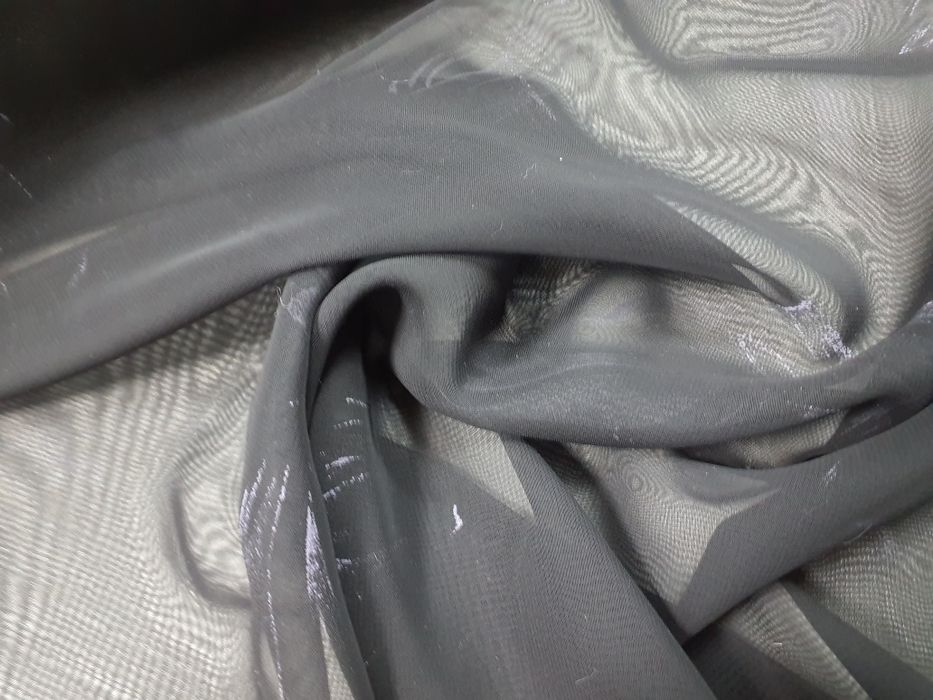 Tkanina szyfon wzór szer.150 cm.