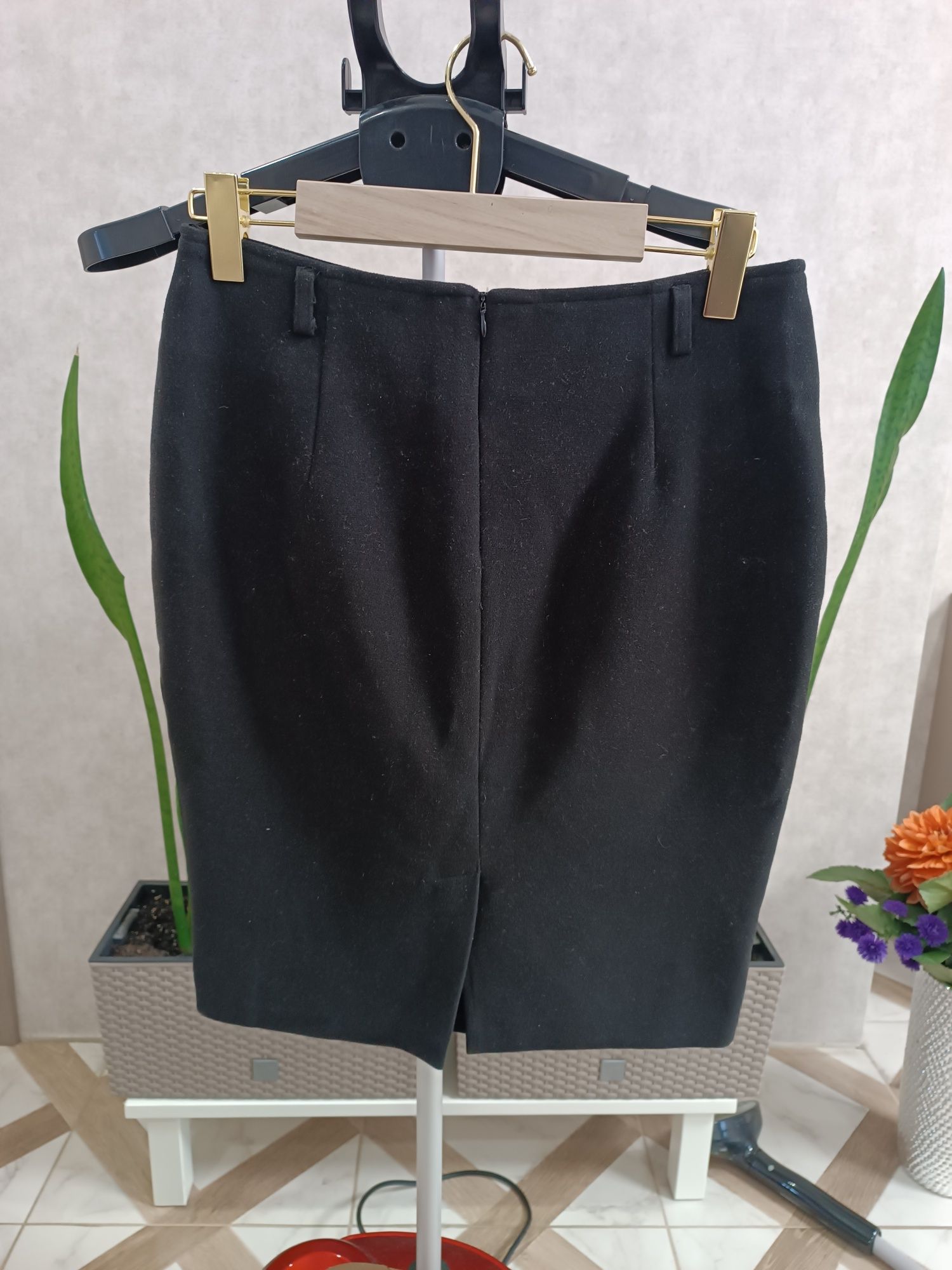 Спідниця р.40 тепла