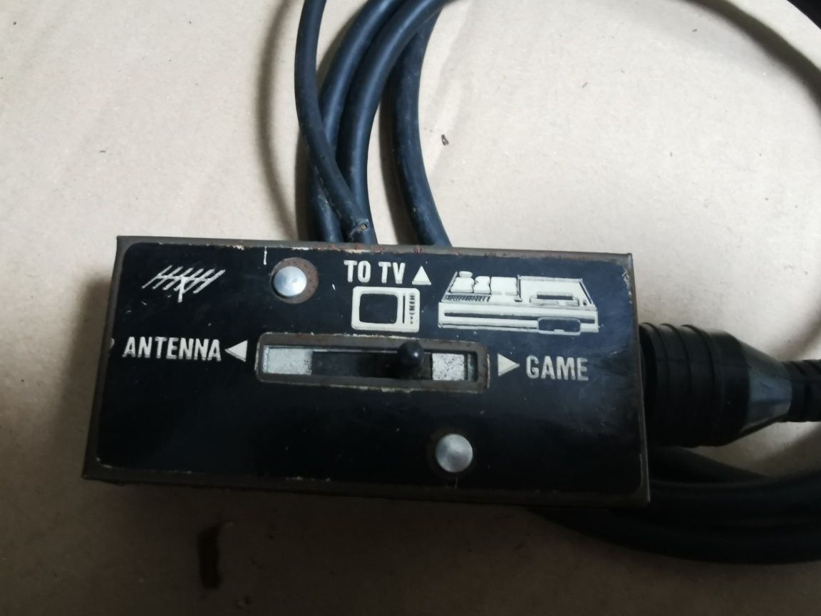 Consola Super Com entertainment computer system 72