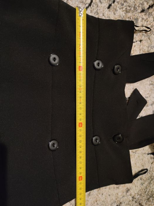 Czarna spódnica na szelki, z wysokim stanem, rozmiar 36