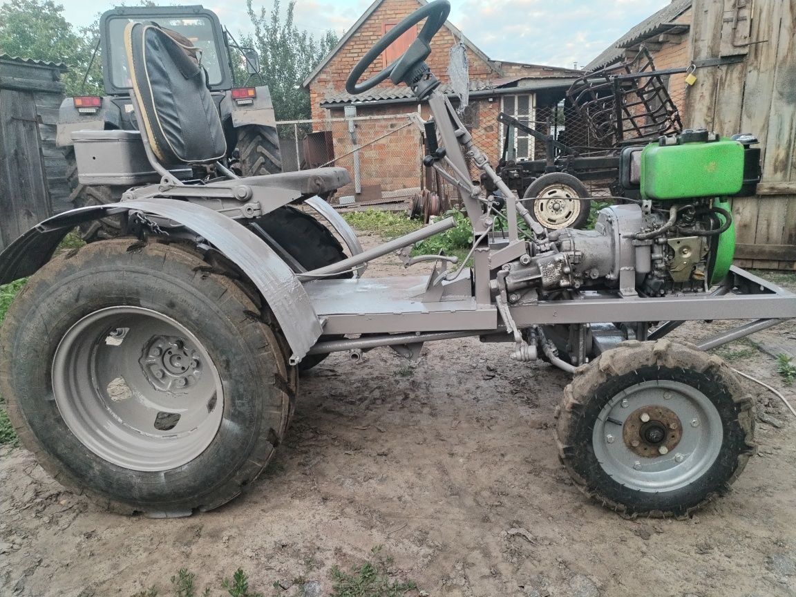 Продам мінітрактор