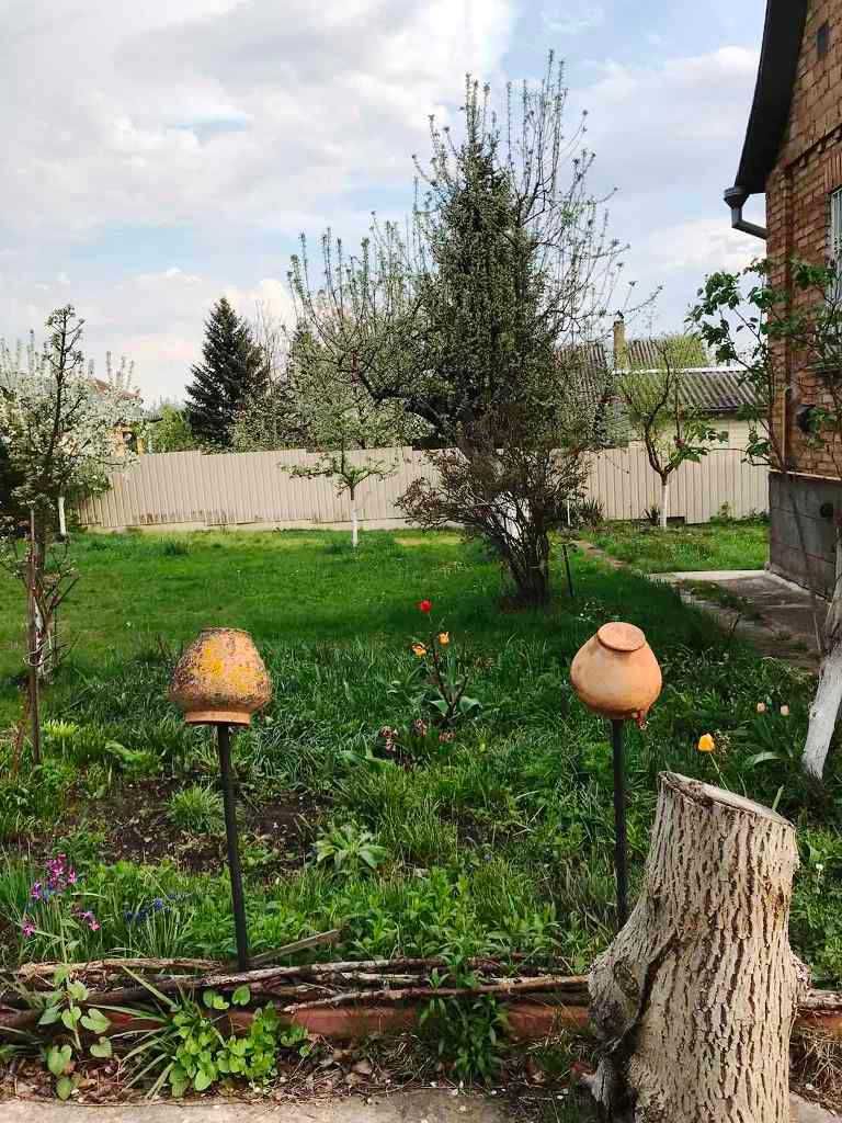 Здам будинок, Бучанський р, Михайлівка-Рубежівка, «Червоний Хутір»