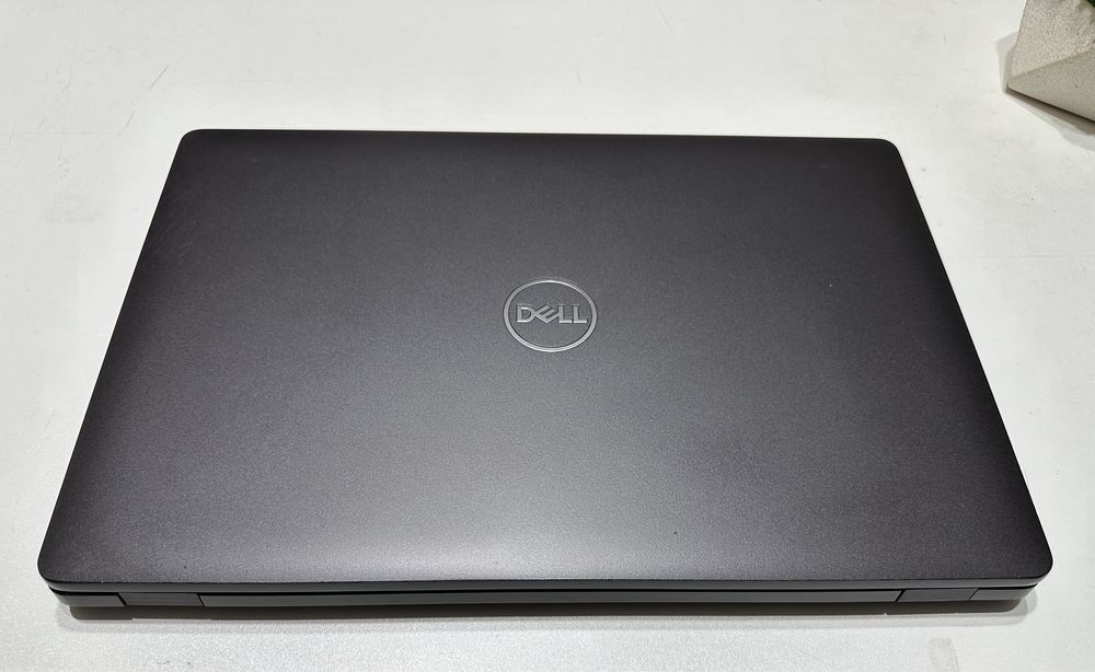 Dell Latitude 5500 15,6"FHD IPS Touch |i5-8265U |16Gb |SSD 256Gb