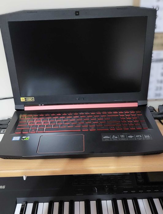 Laptop Acer Nitro 5/i7-7700HQ/32GB/GTX 1050 4GB/SSD 2TB/WIN 11 24H2