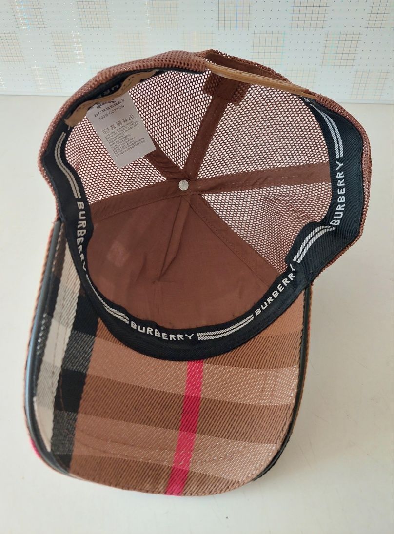 Новая кепка, бейсболка BURBERRY.