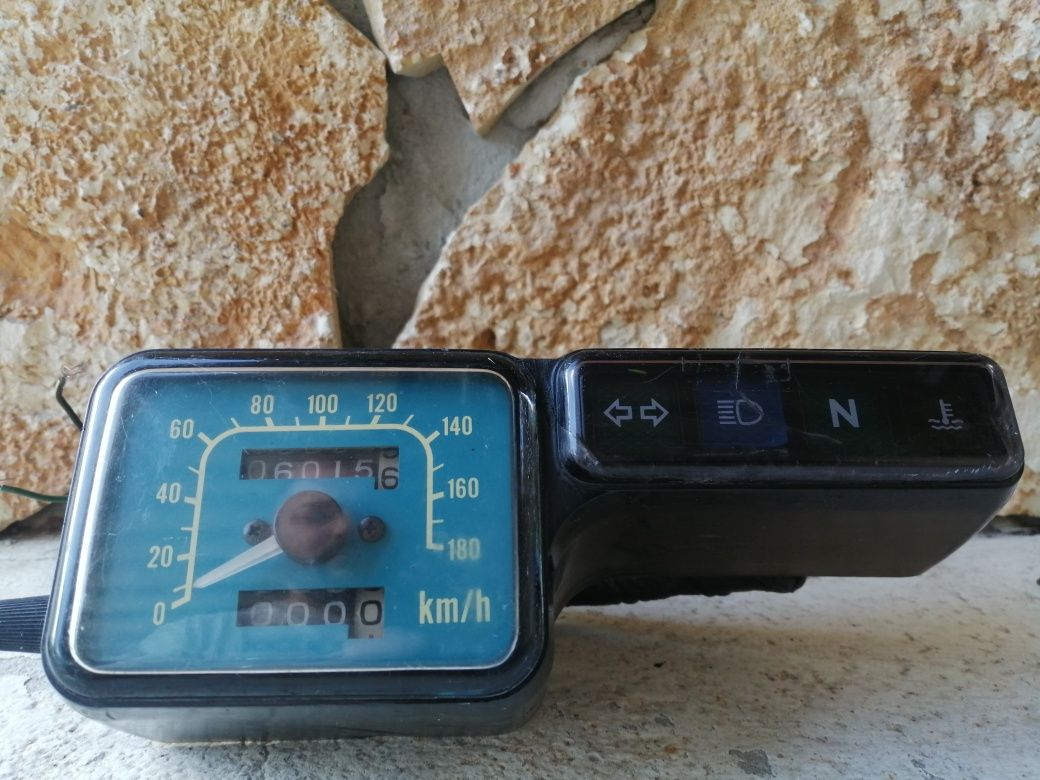 Conta Quilómetros Honda XR.