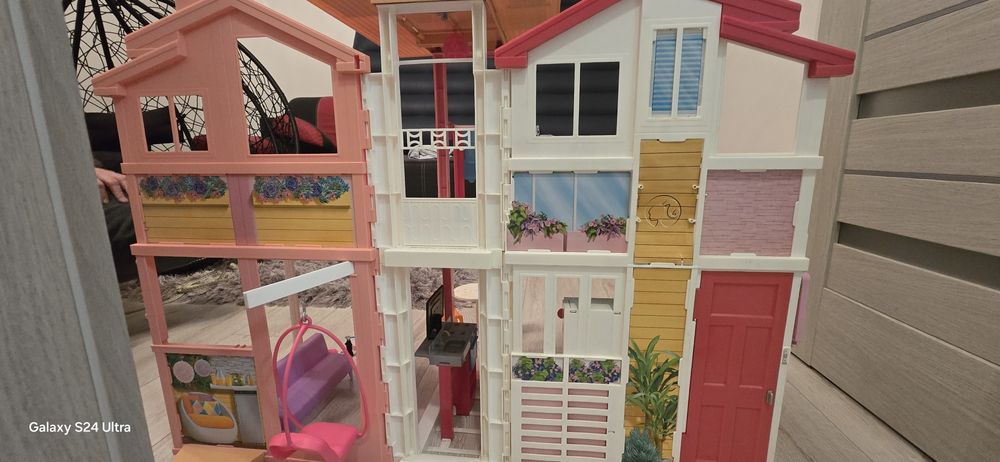 Domek dla Barbie model DLY32