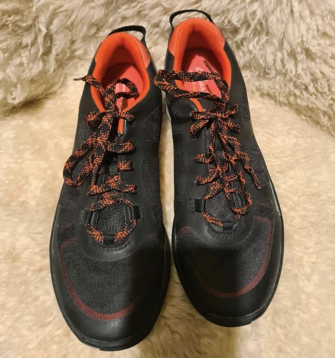 Кроссовки, Clarks. Оригинал. Стелька 24 см.