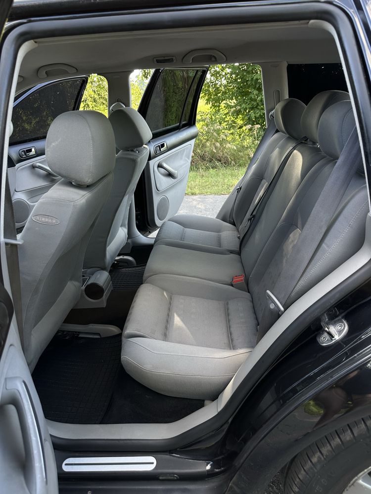 Продам Golf 1.6mpi