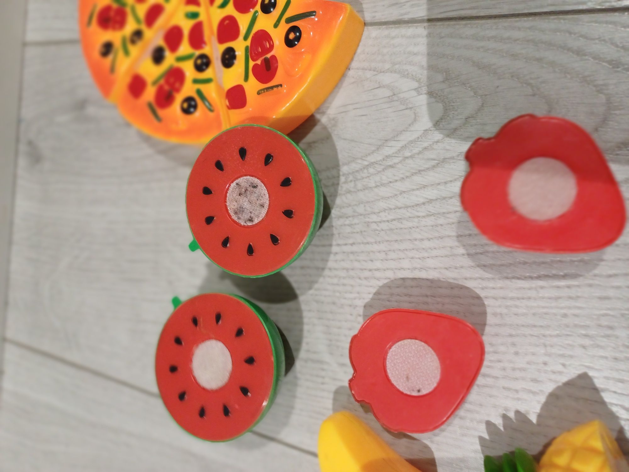 Lote: Frutas com velcro, alimentos, cesta brincar