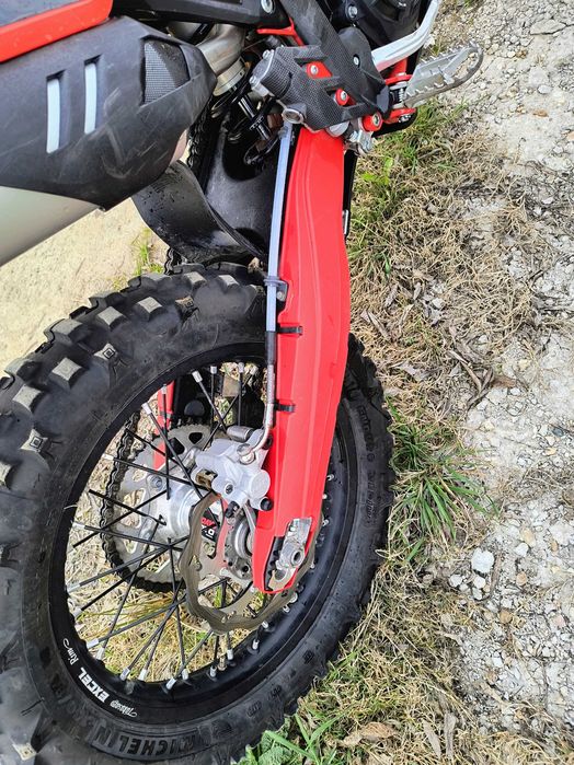 Beta 250 RR 2T . Polski salon pierwszy właściciel. 29mth przebiegu .