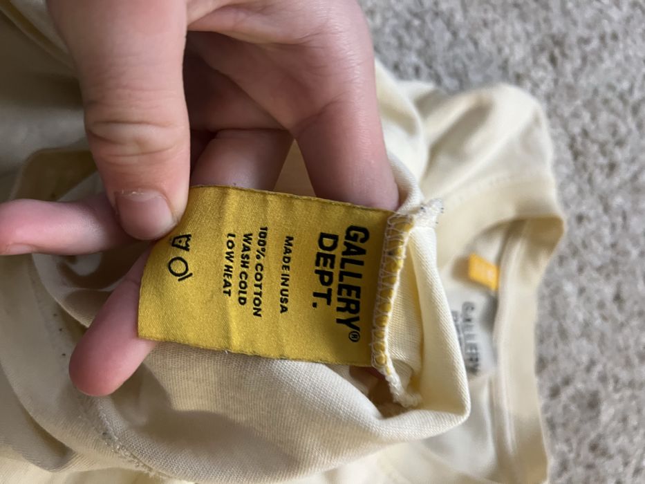 Футболка Gallery Dept