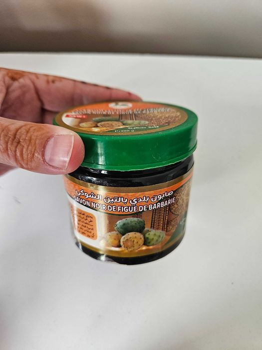 Czarne mydło z opuncją figową z Maroko