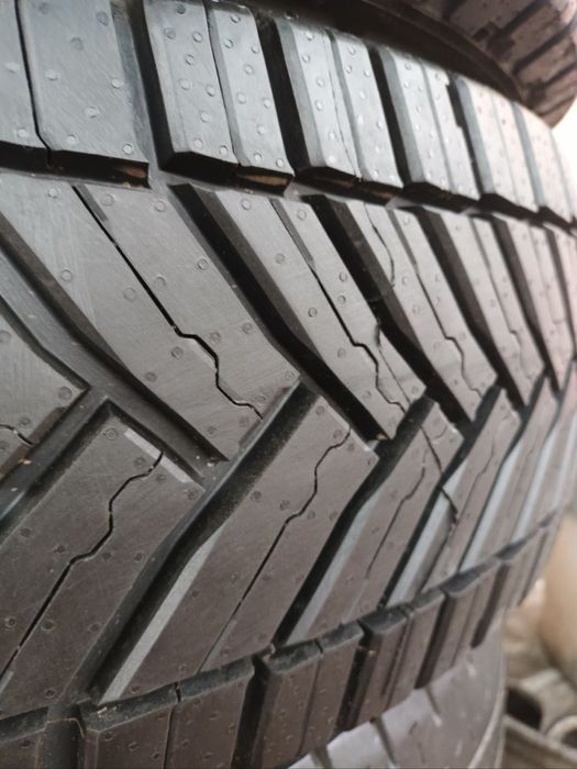 215/65/16с Michelin Agilis CrossClimate 215/65 R16C 109T