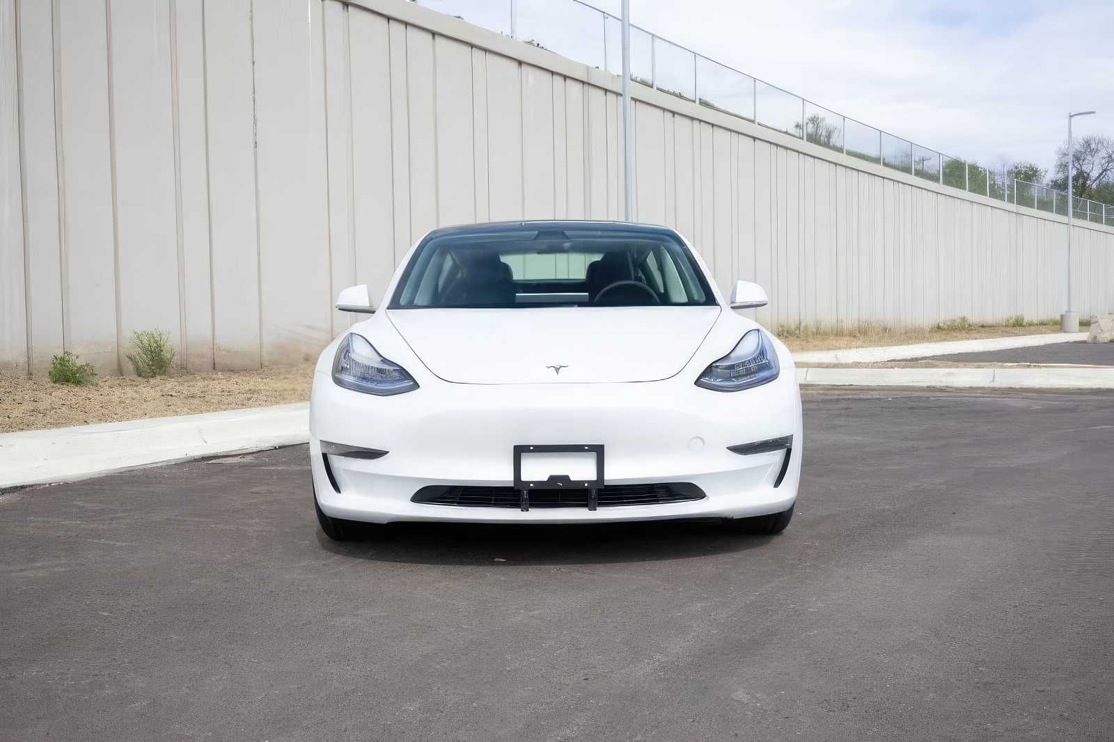 2020 Tesla Model 3 Standard Range Plus