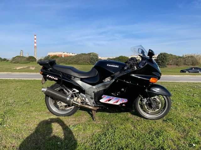 Kawasaki ZZR 1100 como nova!