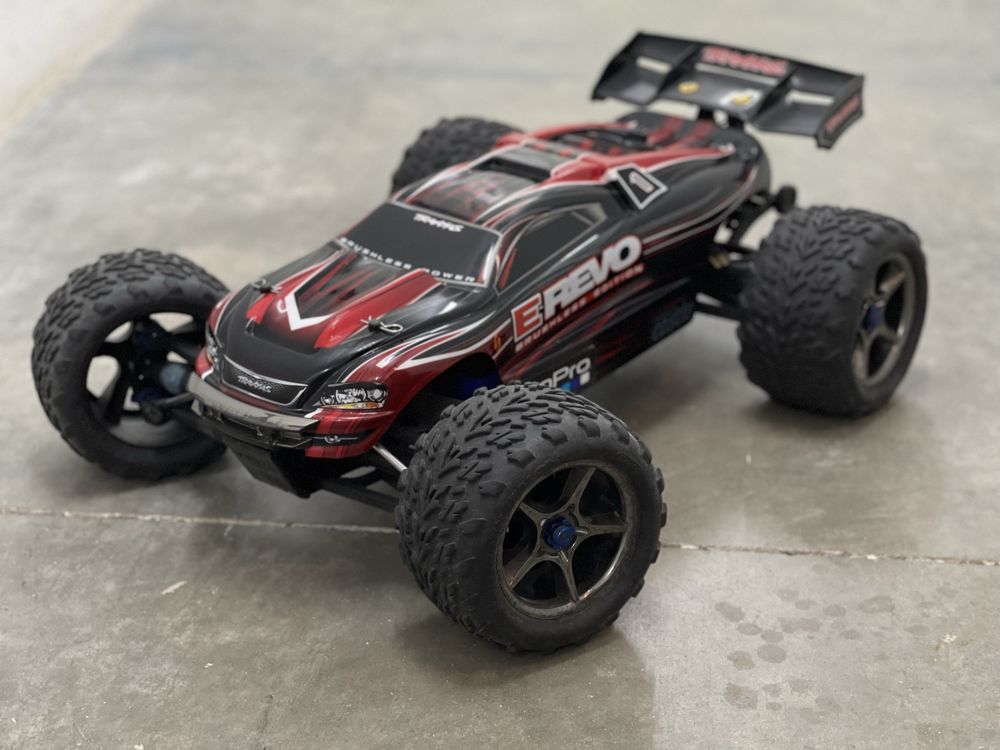 Traxxas E-Revo Mamba Monster