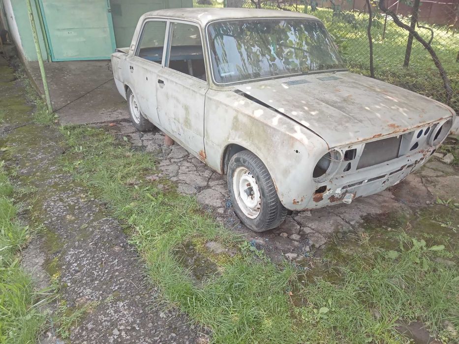 Продам ВАЗ 21011  не находу