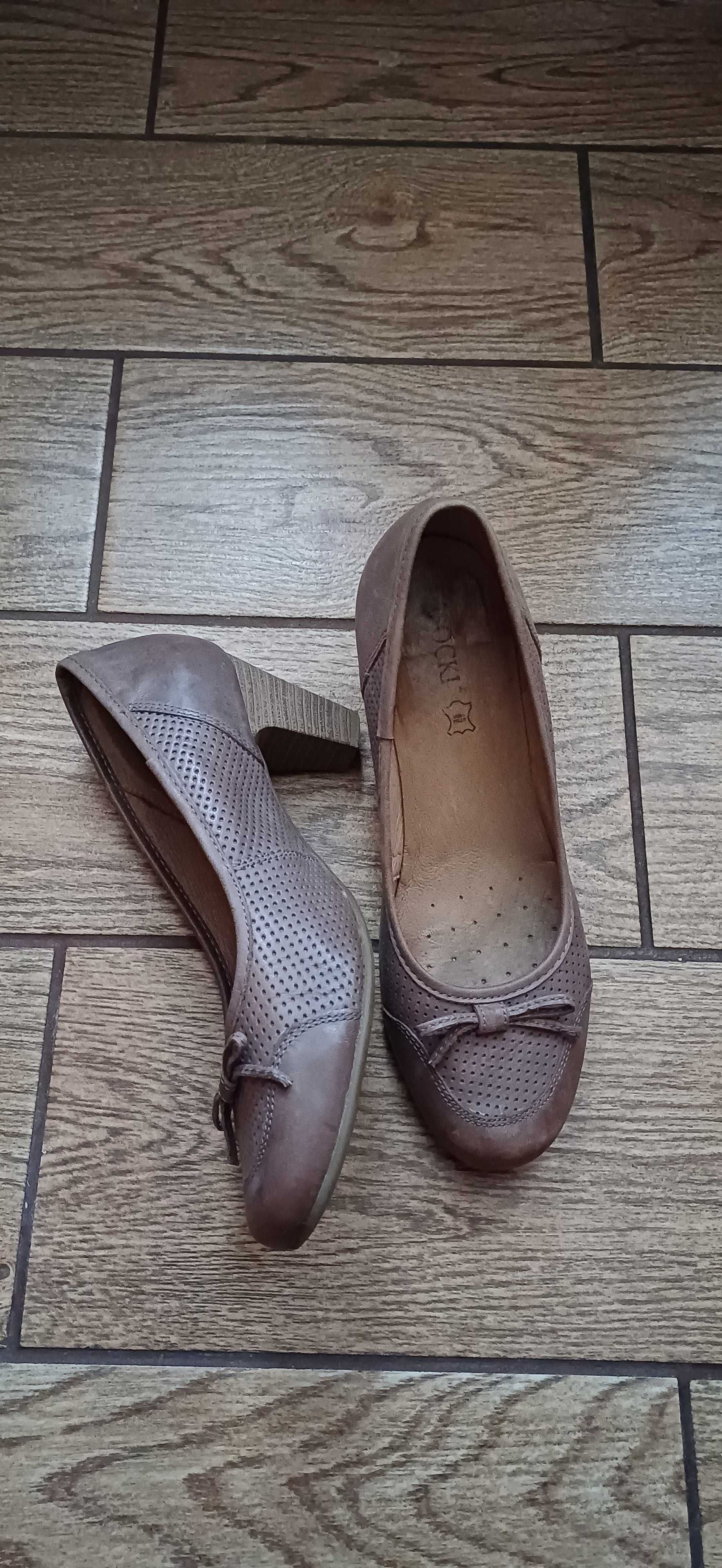 Skórzane czółenka Lasocki# buty na obcasie r. 39
