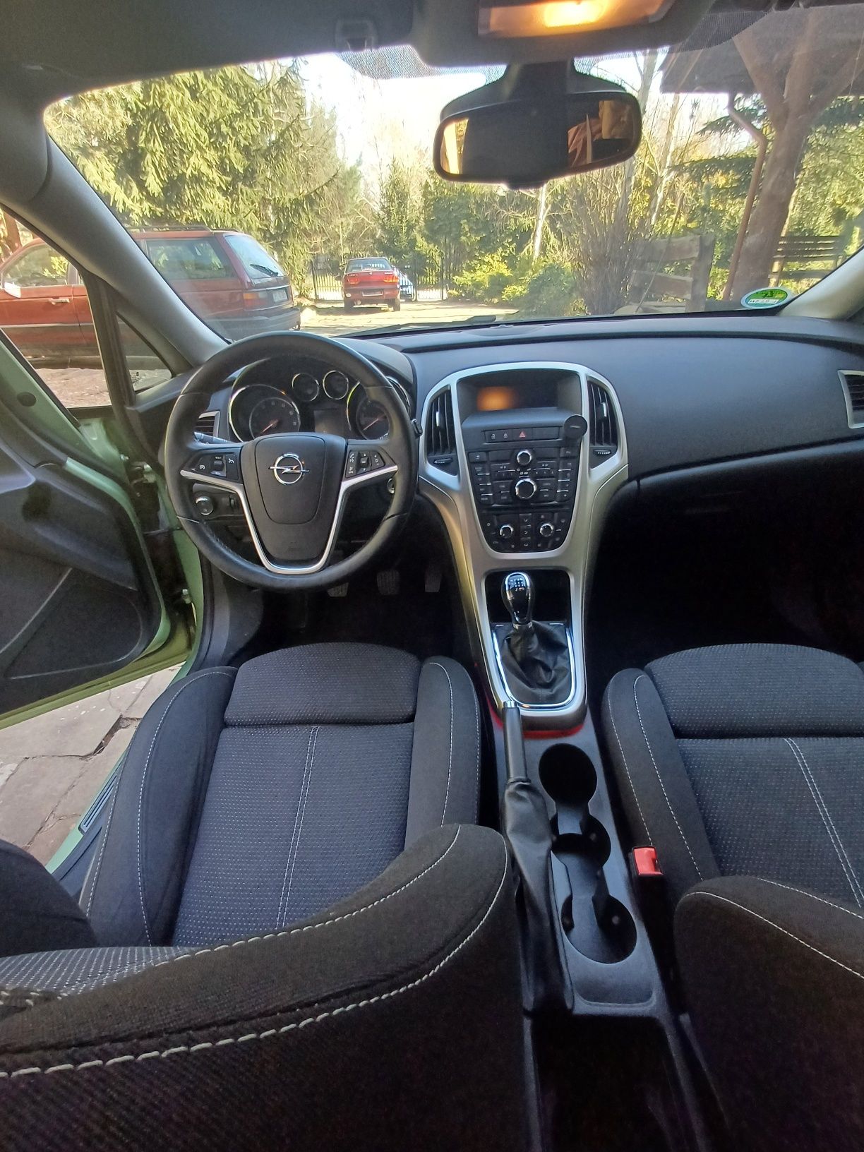 Opel Astra 1.4 turbo sprowadzona ładna bogate wyposażenie
