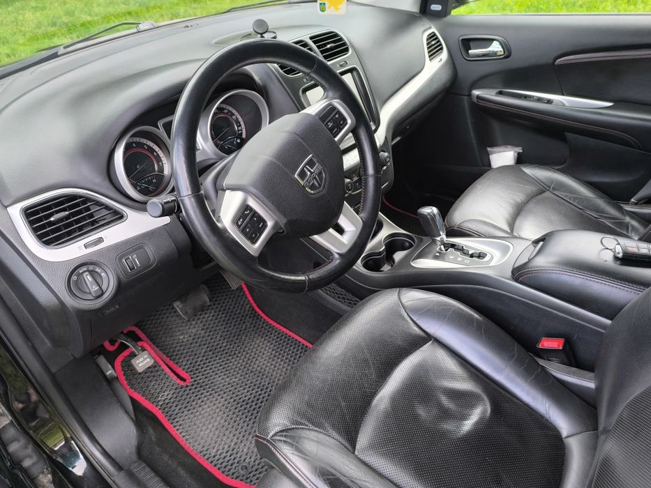 Продам Dodge Journey 2018