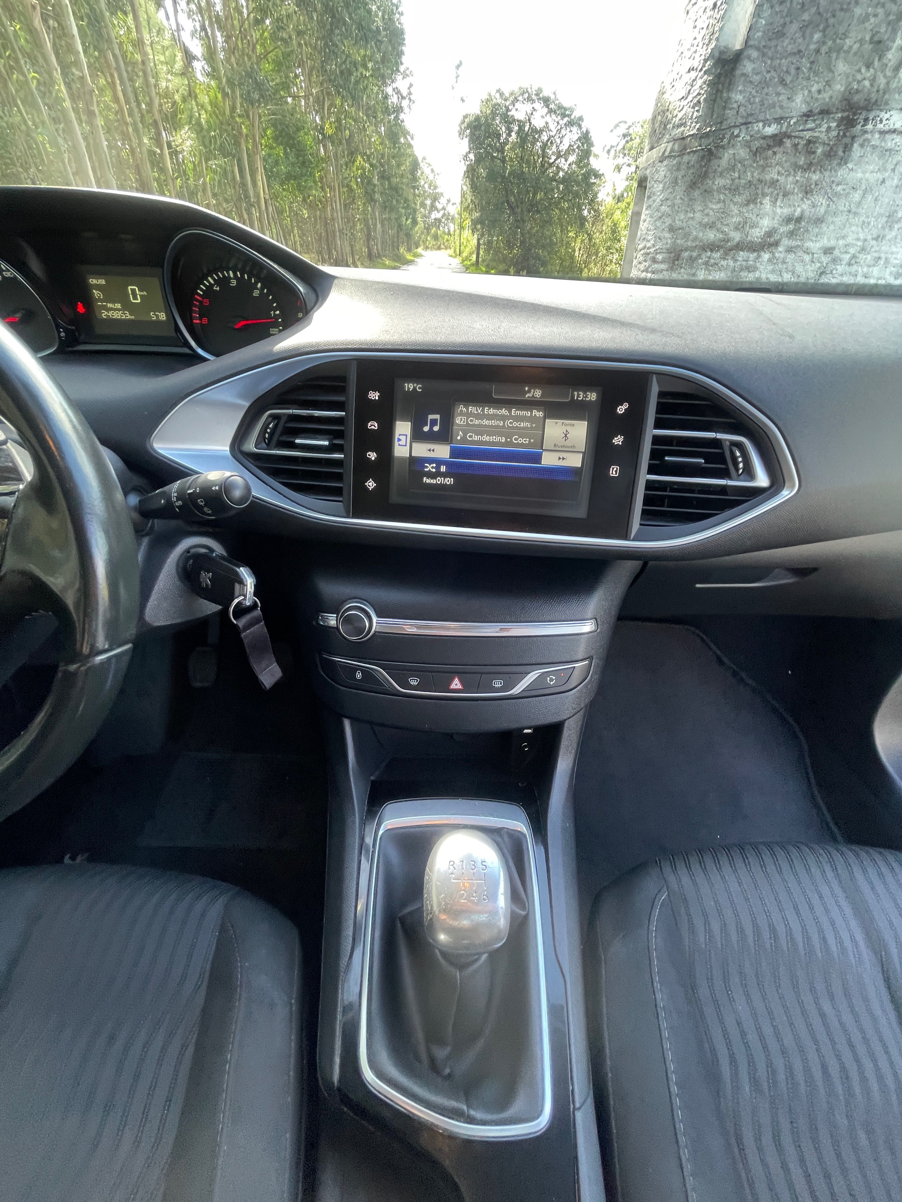 Peugeot 308 1.6Hdi