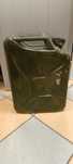 Metalowy wojskowy kanister 20L