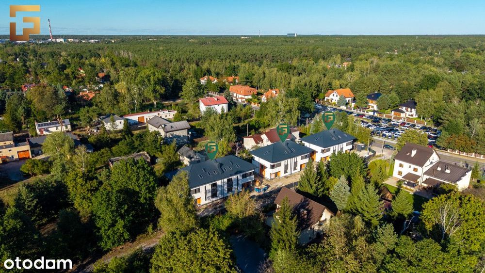 Dom w zabudowie bliźniaczej z ogrodem i parkingiem