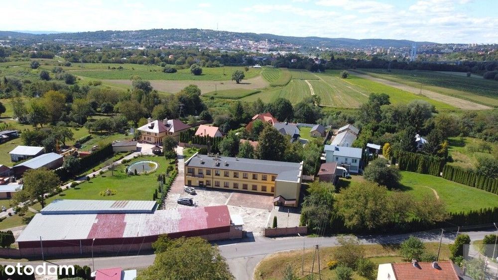 Oferta wynajmu budynku użytkowego /Buszkowice/