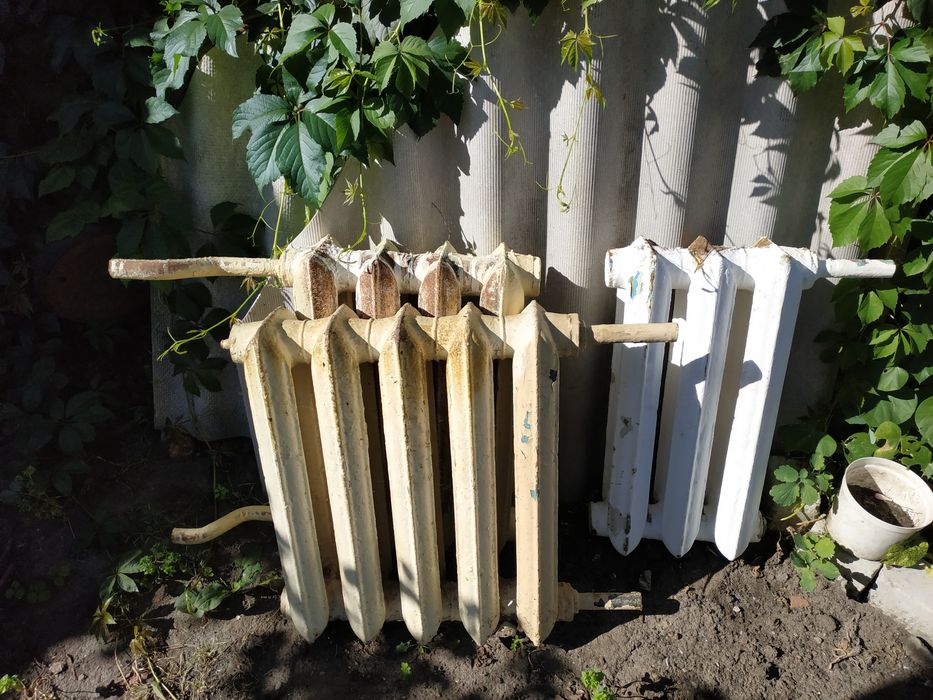 Радиатор чугунный