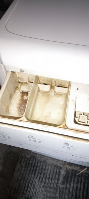 Продам стиральную машину indesit  б.у.