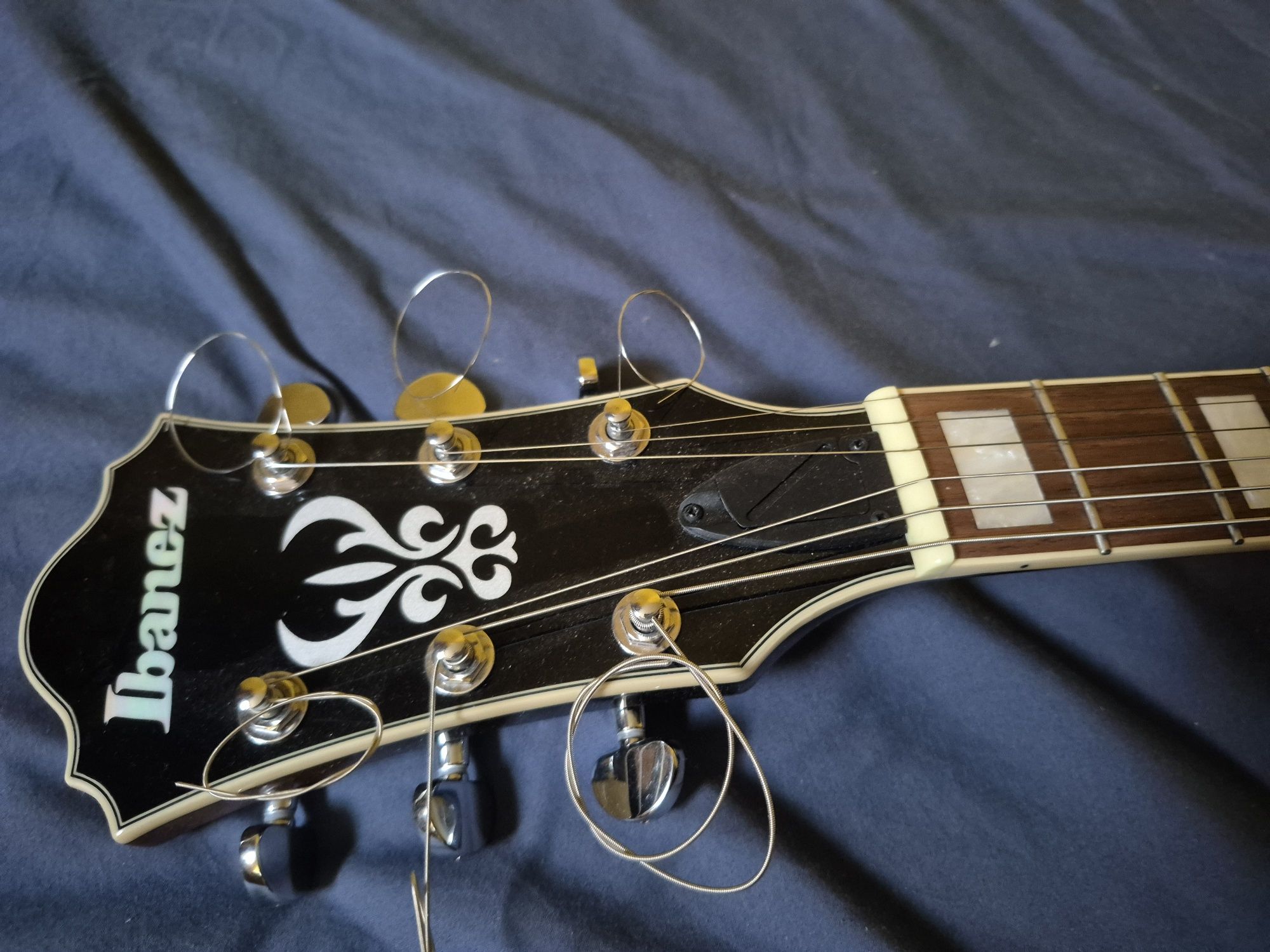 Ibanez AS73 TBC (Semi-hollow jazz)