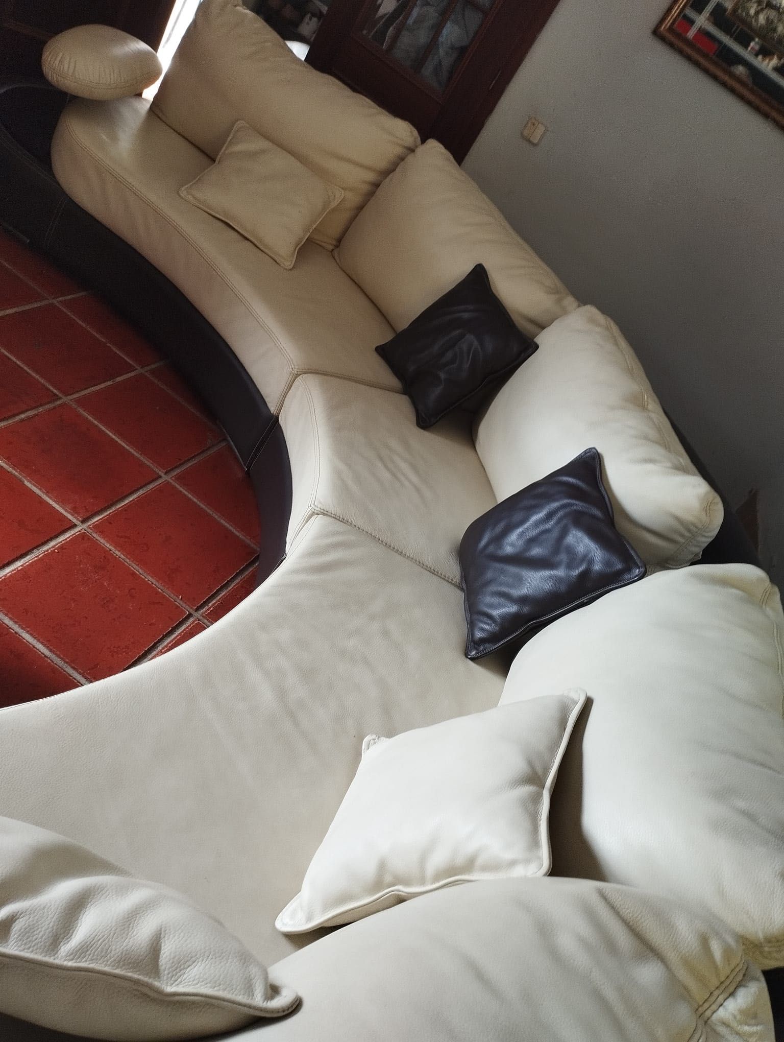 Sofa em pele como novo