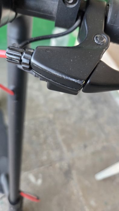 Продаю електросамокат у гарному технічному та зовнішньому стані.