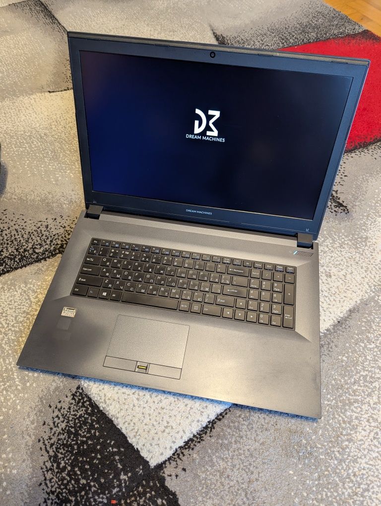 Laptop  Dream MachineG1050Ti ( i7-7700, RAM-16Gb, G1050Ti 4Gb(DDR5))