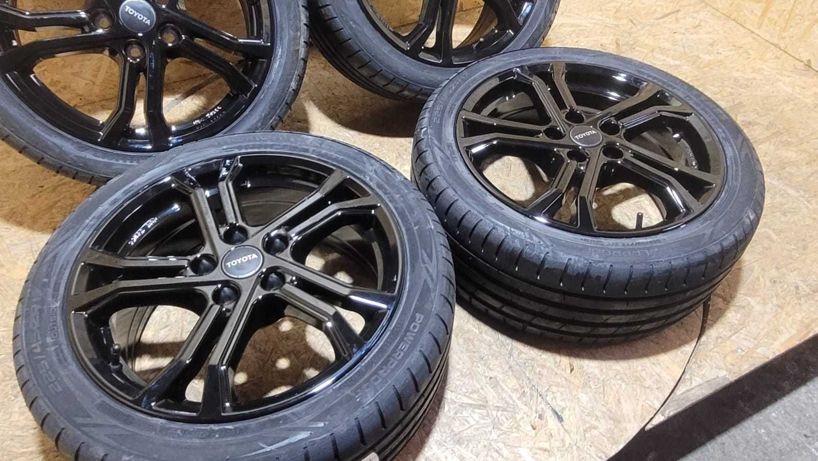 Koła letnie 5x114,3 7,5j 17" 225/45/17 Nokian toyota corolla auris