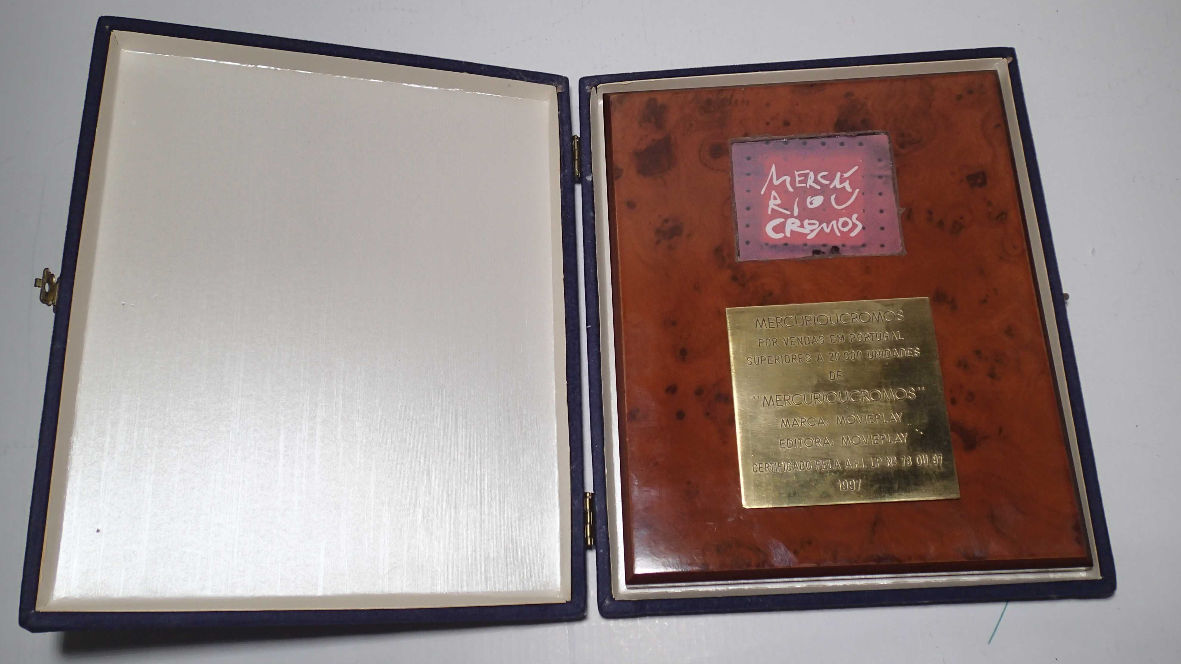 Placa Editora Discográfica