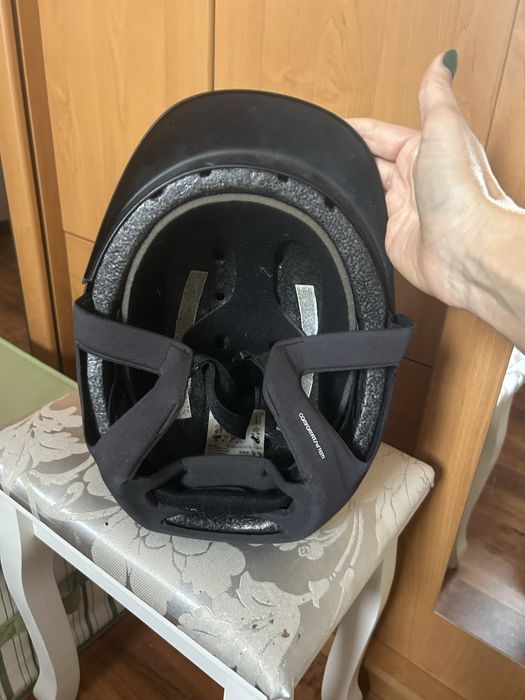 Toczek do jazdy konnej 59-61 cm