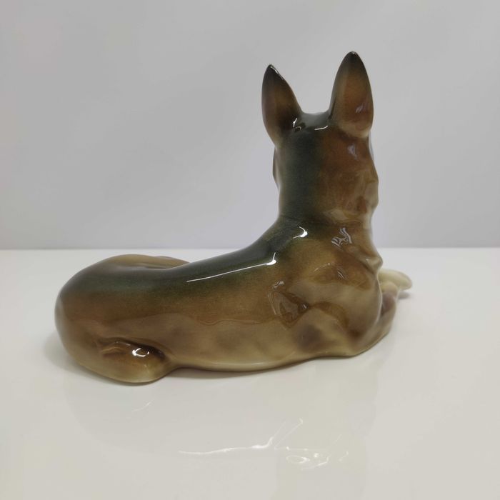 Porcelanowy pies duży lata 50-te