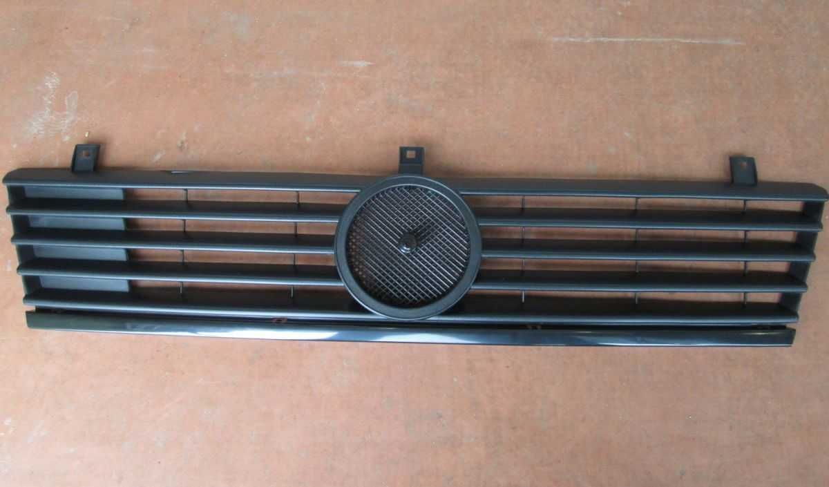 Решетка радиатора Mercedes Vito W638 решётка Вито 1996-2002