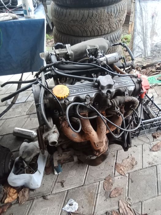 Продам двигатель Опель Вектра А 2литра бензин.